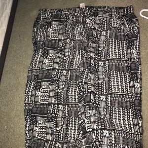 Patterned Flowy Pants